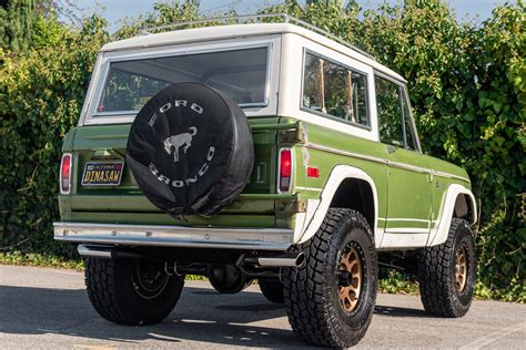 Coyote Swapped 1975 Ford Bronco Ranger Shows Just The Right Amount Of