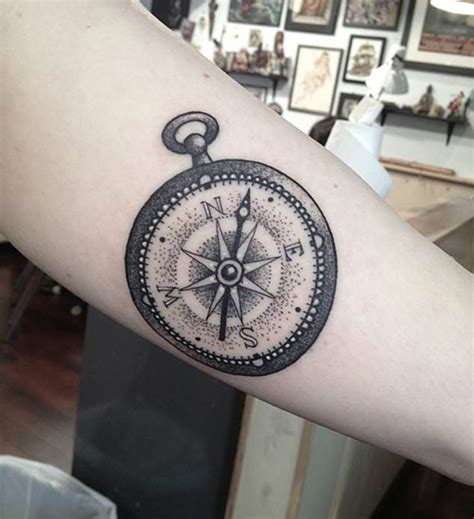 Compass Tattoo Images And Designs