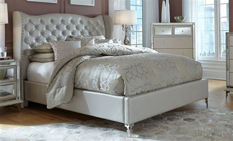 Discover savings on 4 bedroom set & more. Hollywood Loft King Platform Bed - The Glam Style. This ...