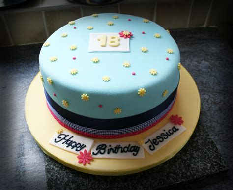Ideas for a delicious birthday cake for girls. Dann Good Cake: 18th Birthday Cake