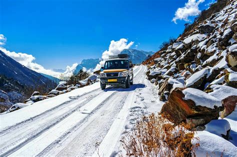 The Journey Towards Yumthang Valley Places To Visit Cool Places To