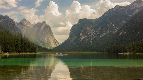 1366x768 Lake Mountains Water Reflection Landscape 1366x768 Resolution