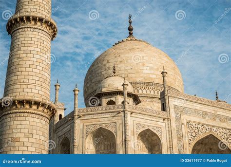 Taj Mahal Close Up Royalty Free Stock Photography Image 33611977