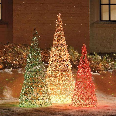 Fun And Festive Way To Decorate Your Home For Christmas 43