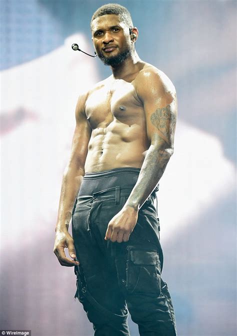 Usher Goes Shirtless Once Again To Show Off His Buff Bod During La Stop