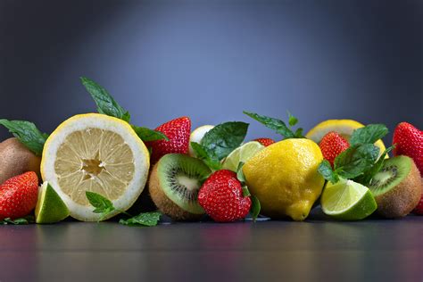 Fresh Fruit Wallpaper