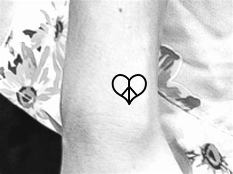 Heart Peace Sign Temporary Tattoo