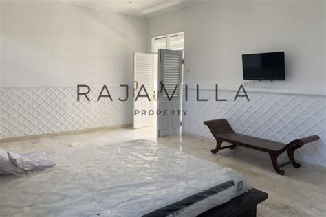 Villa Jatayu Raja Villa Property