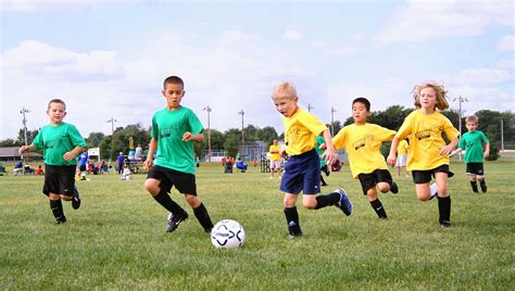¿qué Beneficios Aporta El Deporte En Equipo En Los Niños