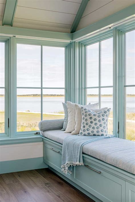 Step Inside This New England Seaside Retreat With Charming Interiors