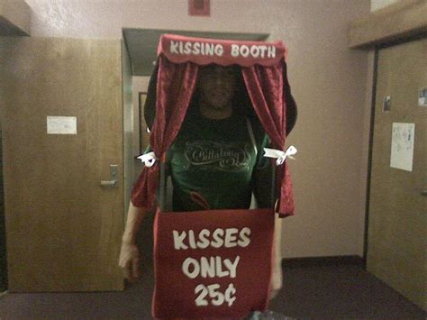 Booth Zombie Pic Kissing Booth Costumes