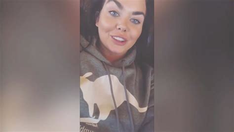 Scarlett Moffatt Posts Crazy Cleavage Selfie During Break From Filming In Florida Daily Star