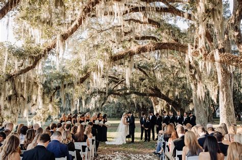 Romantic Ceremony Under Live Oak Trees Savannah Wedding Brad And Jen