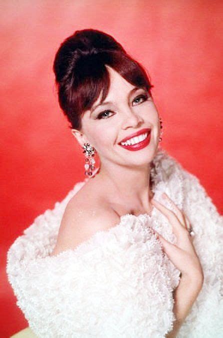 leslie caron old hollywood actors vintage hollywood hollywood glamour chunky bangs mitzi