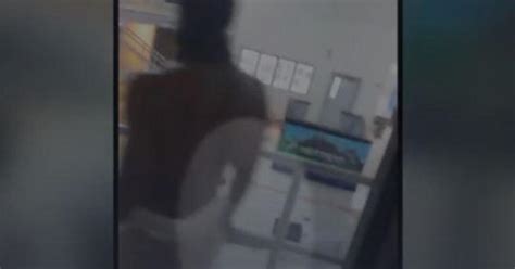 South Carolina Prison Riot Video Allegedly From Inmate Shows Another Inmate Holding Blade Cbs