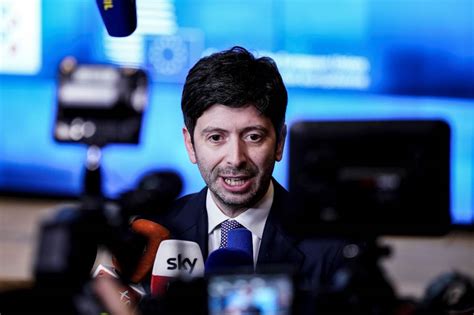 Papà di emma e michi. Coronavirus, Speranza: "Situazione ancora drammatica, non ...