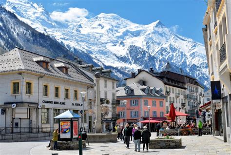 Chamonix Mont Blanc A Discovery Guide French Moments