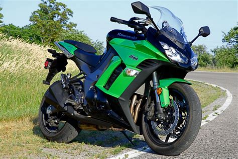 This is because of their endurance racing and dirt. Ninja 1000 - A much better Zed | Canada Moto Guide