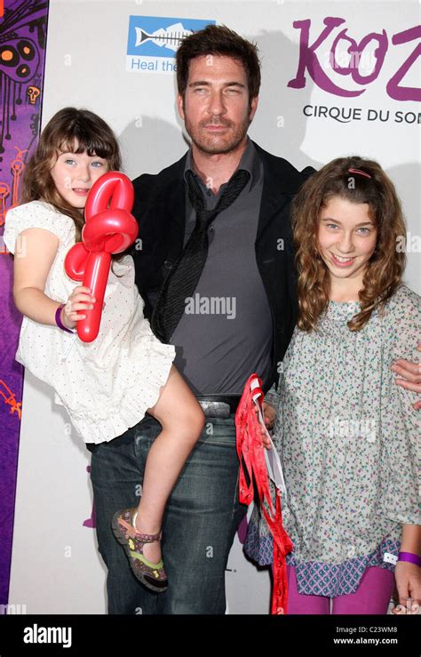 Dylan Mcdermott With His Daughters Colette And Charlotte The Kooza Cirque Du Soleil Opening
