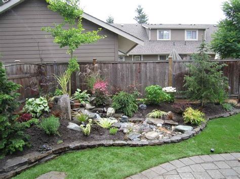 I tried to find backyard spaces that fit my style esthetic and have been truly transformed in terms of function. diy small yard makeover | 12 Photos of the Backyard ...