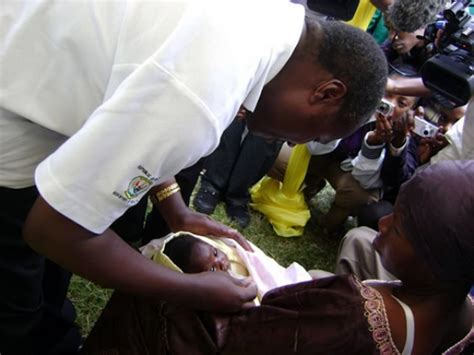 Effectiveness of monovalent rotavirus vaccine (rotarix) against severe diarrhea caused by serotypically unrelated g2p4 strains in brazil. Rotavirus Vaccine in Mother and Child Week in Rwanda | WHO ...