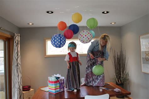 Decorating With Paper Lanterns Construction2style
