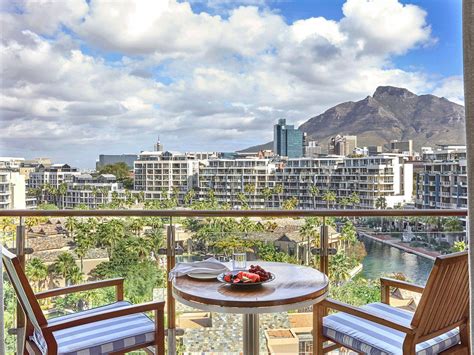Oneandonly Cape Town Hotel Review