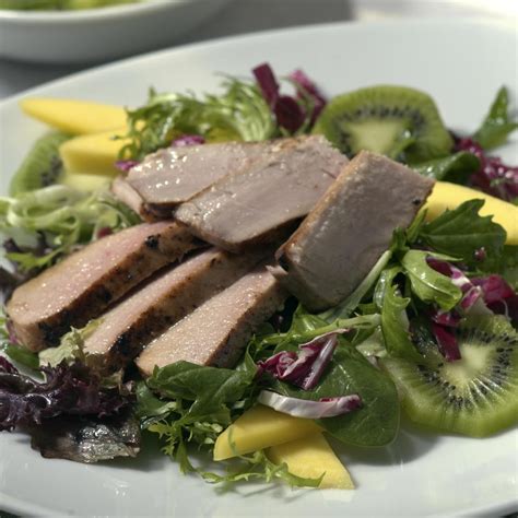 Fresh Tuna Salad With Tropical Fruits Recipe Eatingwell