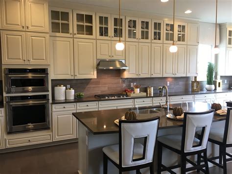Cabinet & worktop store in charlotte, north carolina. Sierra Vista Silk Cabinets Home Kitchens White Kitchen Kitchen