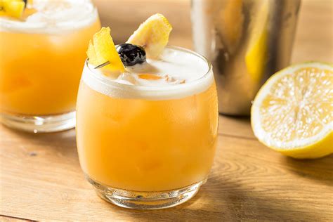 How To Make An Awesome Whiskey Sour 2021 Cocktail Recipe