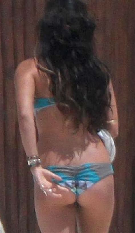 Vanessa Hudgens Butt In A Bikini Picture