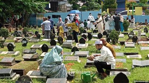 Bacaan Doa Ziarah Kubur Jelang Puasa Ramadhan Lengkap Doa Bagi