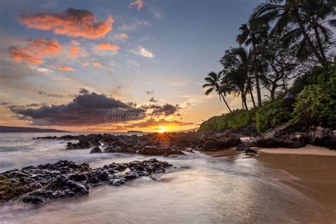 Hawaiian Paradise Sunset Stock Photo Image Of Glow Idyllic 49277442