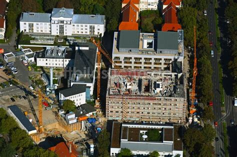 Berlin Von Oben Baustelle F R Einen Erweiterungs Neubau Auf Dem Klinikgel Nde Des