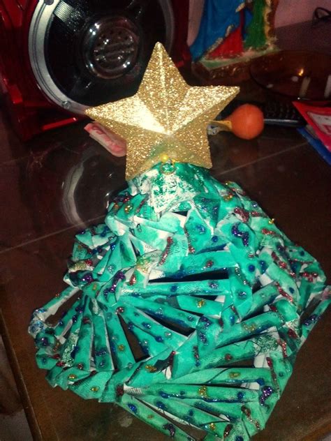 Making Tabletop Christmas Trees Thriftyfun