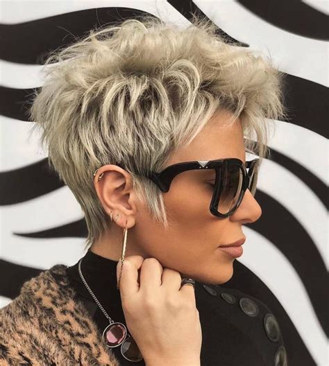 Latest Pixie Hairstyles For Spring 2020 Fullhairstyle In 2020 Short