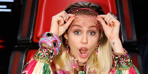 Miley Cyrus Rocked A Diamond Veil During The Voice Finale Because Of