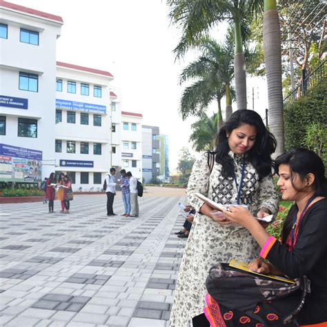 Vidya Vardhaka College Of Engineering College Details Campushunt