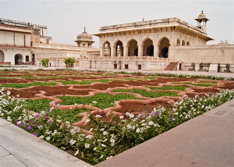 Agra Fort One Of The Top Attractions In Agra India