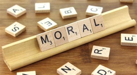 Apabila dibayangkan tanpa adanya konsekuensi moral, norma bisa diartikan semacam kebiasaan yang. Pengertian Moral : Tujuan, Fungsi dan Macam-Macamnya
