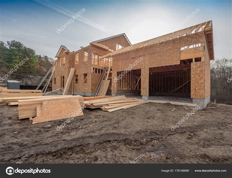 New House Construction Framing City Suburbs Stock Photo By ©sonar 176146690