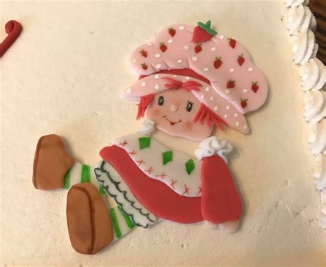 Try this mini breakfast strawberry shortcake for one recipe for a delicious and surprisingly healthy treat to start your day! Fondant Strawberry Shortcake. | Christmas ornaments ...