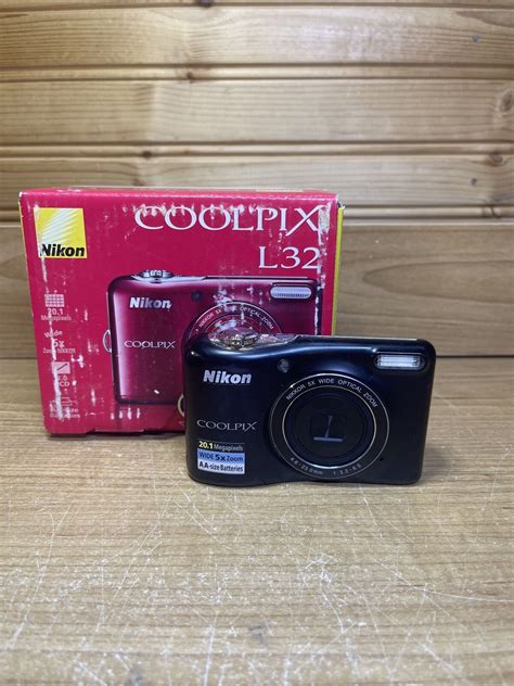 Nikon Coolpix L32 Red Digital Camera 201mp 5x Optical Zoom Parts Or