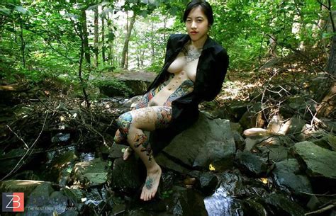 Tatooed Yakuza Honey Naked In The Woods Londonlad Zb Porn