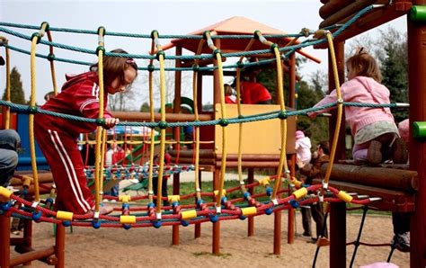 11 Taman Bermain Anak Untuk Rekreasi Dan Edukasi Lengkap Dengan Harga