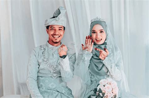 Baju kahwin baby blue wedding idea in 2019 blue wedding dresses. Tips Pilih Warna Baju Pengantin Untuk Nikah Dan Bersanding ...