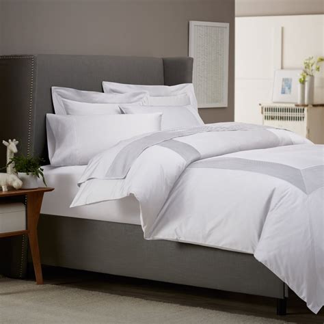 White Bedding Sets The Purity And Peace Home Furniture Design