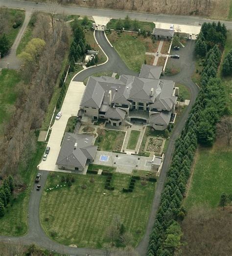 Updated Aerial Pics Of Lebron James Ohio Mega Mansion Homes Of The Rich