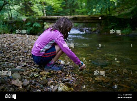 Bending Human Body Hi Res Stock Photography And Images Alamy