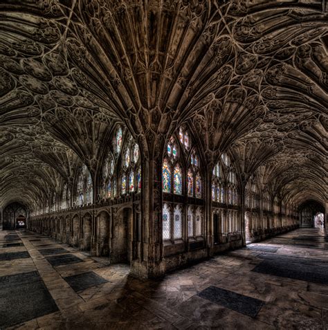 Gloucester Cathedral Cloister Hdr Creme